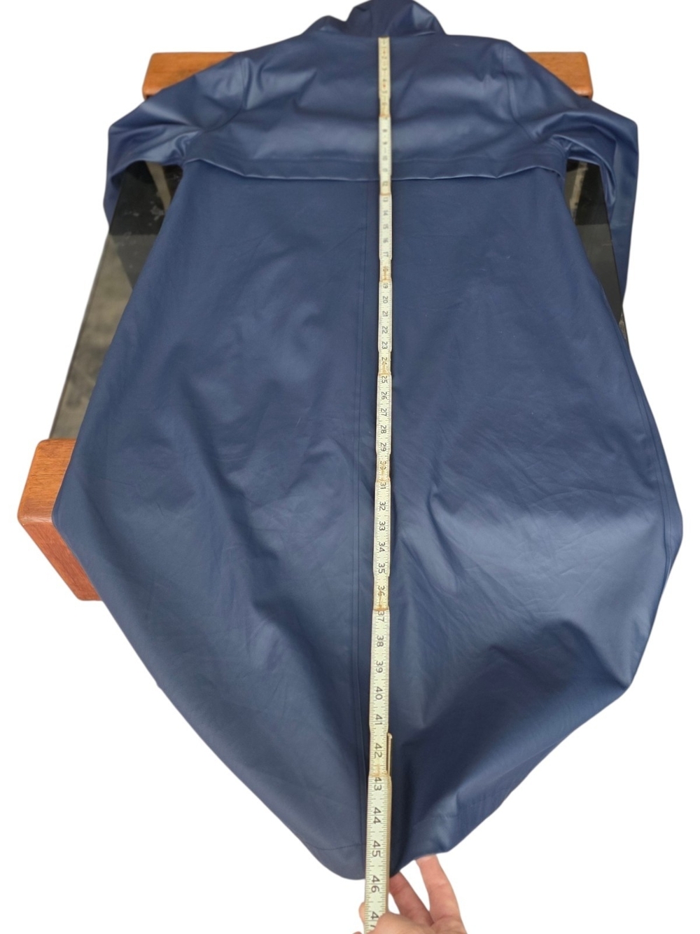 Classic Navy Hooded Long Rain Trench Coat by Mernini. Ladies Sz. Medium. 46 in - Picture 10 of 15
